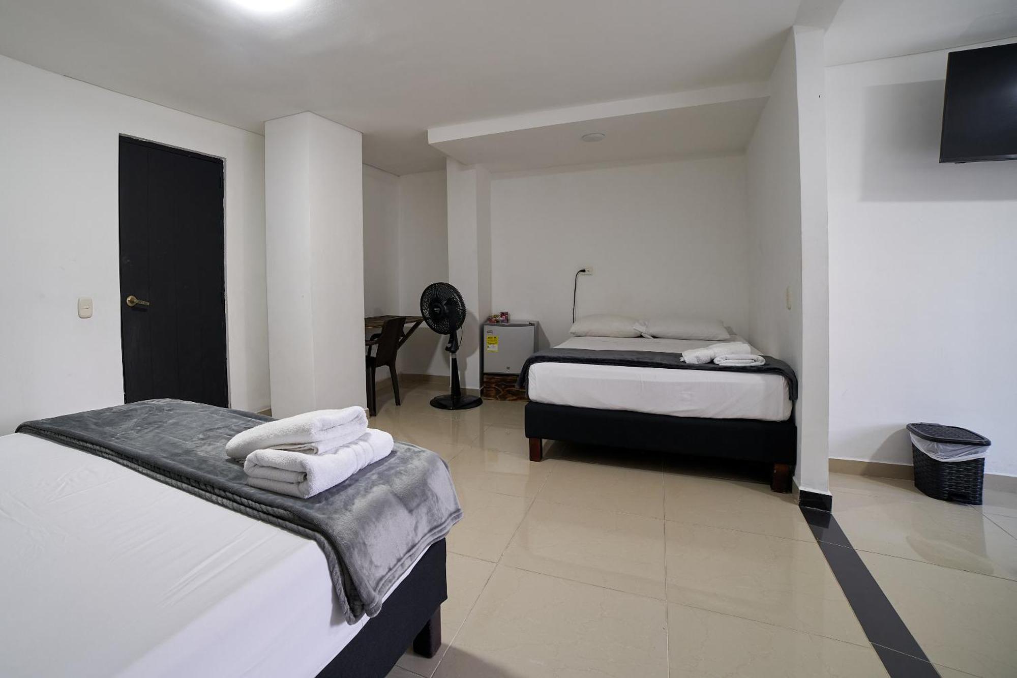 Farum Hotel Медельин Экстерьер фото