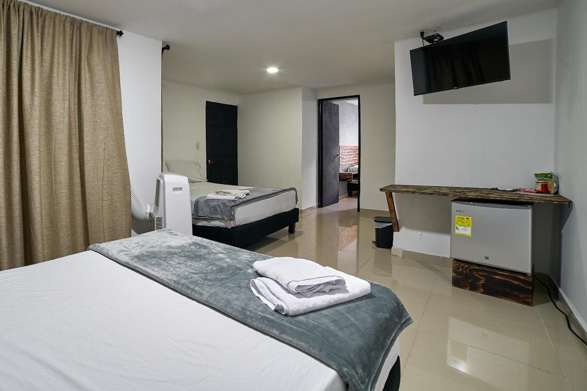 Farum Hotel Медельин Экстерьер фото